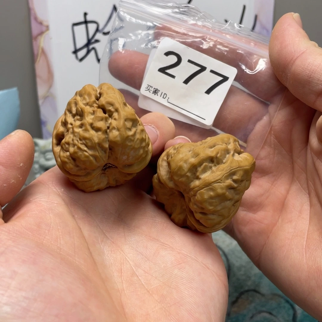 魏***金核桃蛤蟆头文玩277