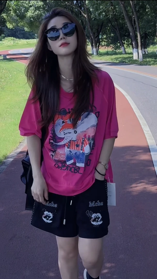 夏装新品圆领短袖复古休闲风T恤手工串珠宽松小众炸街高级感女装