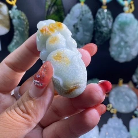 【闪购商品】颈饰未镶嵌翡翠葫芦