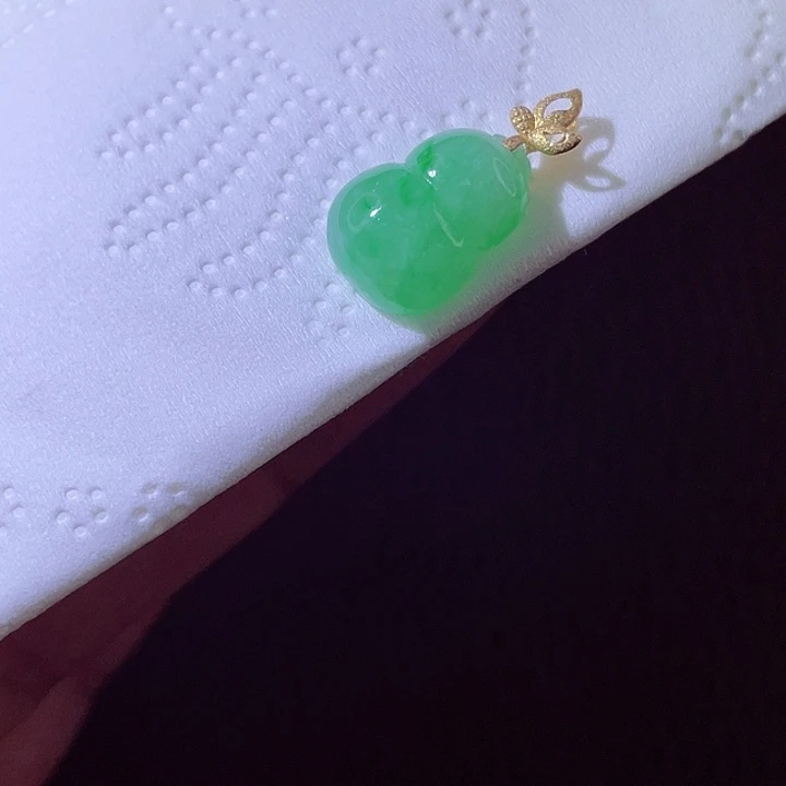 颈饰18K金镶嵌翡翠翡翠