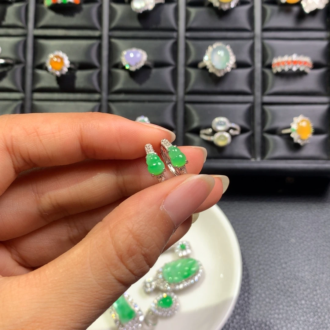 安***°翡翠银S925镶嵌耳饰