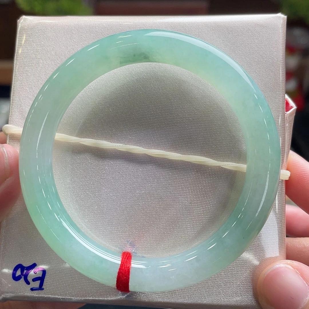 翡翠手镯未镶嵌50.4甜甜圈