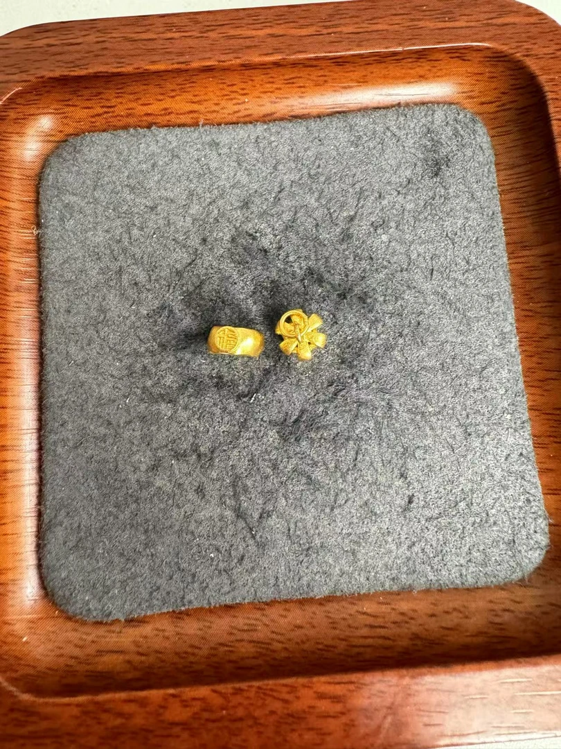 足金999 古法工艺福字跑环皇冠吊坠