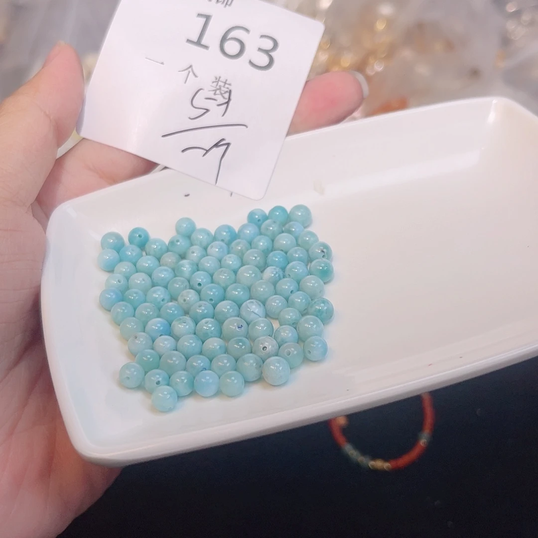 未镶嵌珠宝半成品水晶163 。