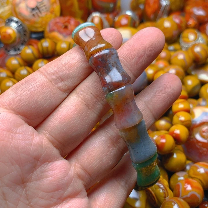 ****掌玛瑙/玉髓未镶嵌吊坠