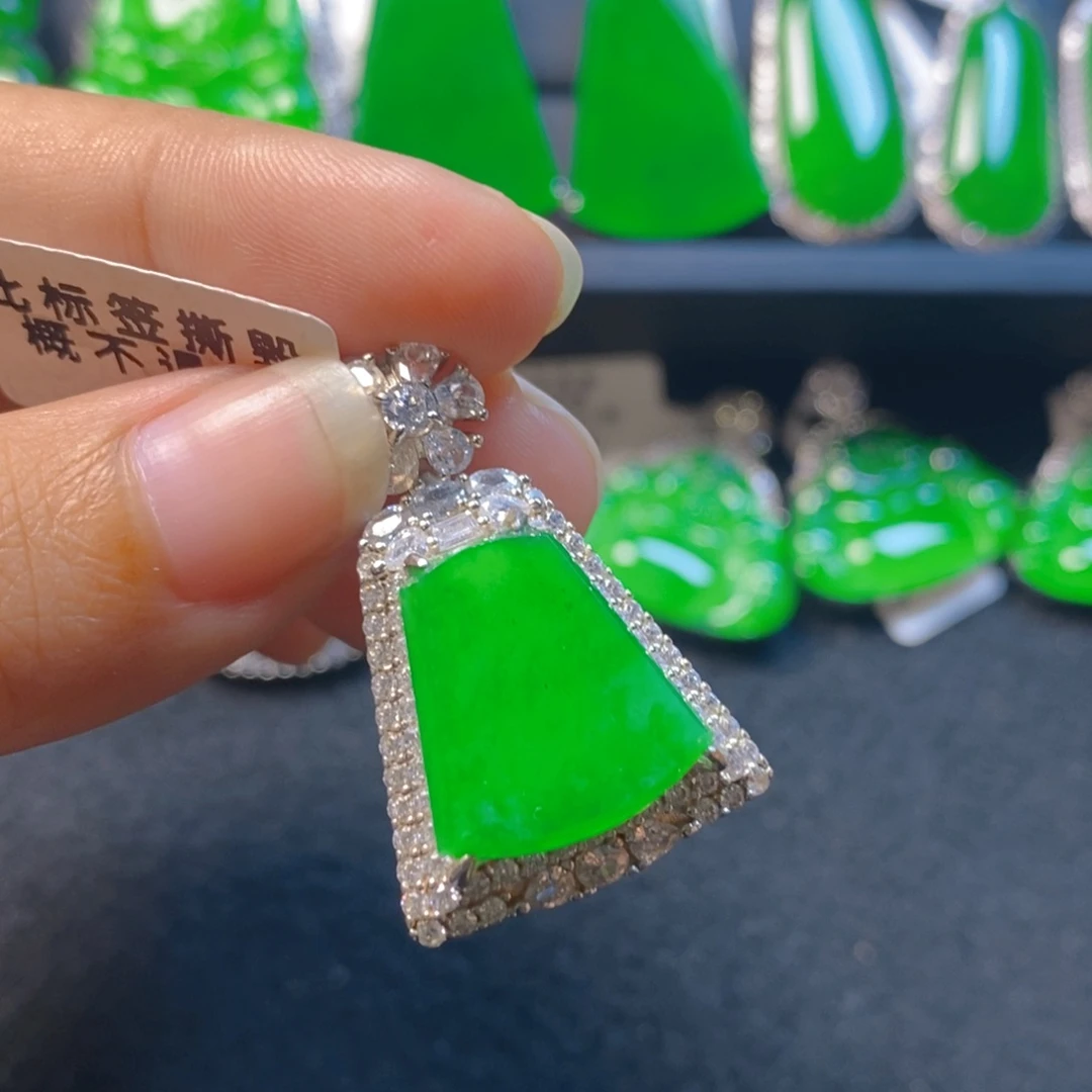 翡翠银S925镶嵌颈饰