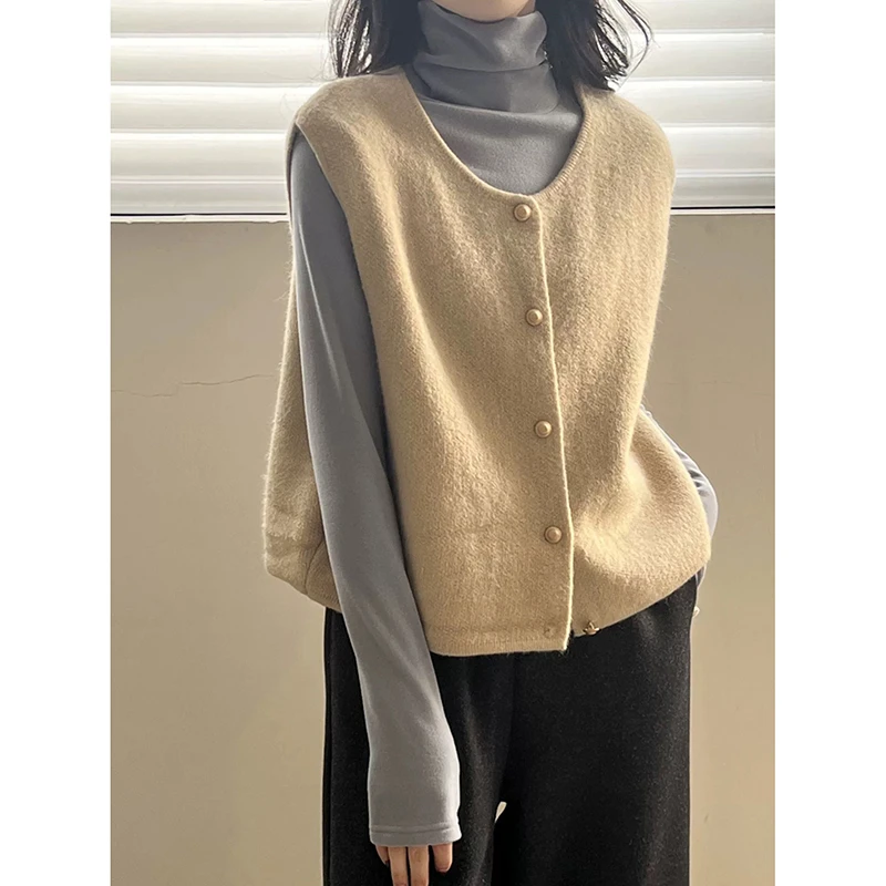 法式复古单排扣针织马甲背心女春秋气质显瘦叠穿宽松毛衣坎肩上衣