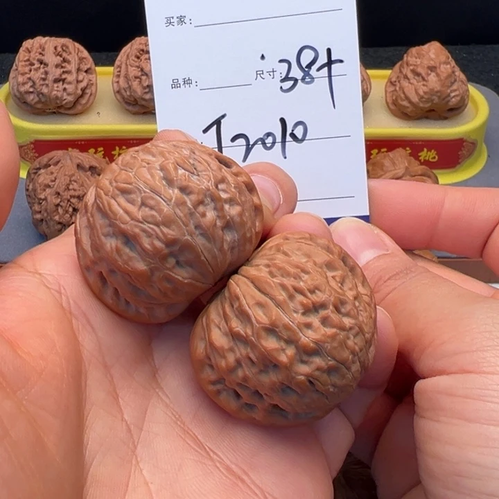 文玩核桃把件铁锤妹妹微修T2010