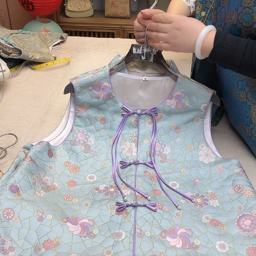 刺绣名家宋锦名家宋锦圆领