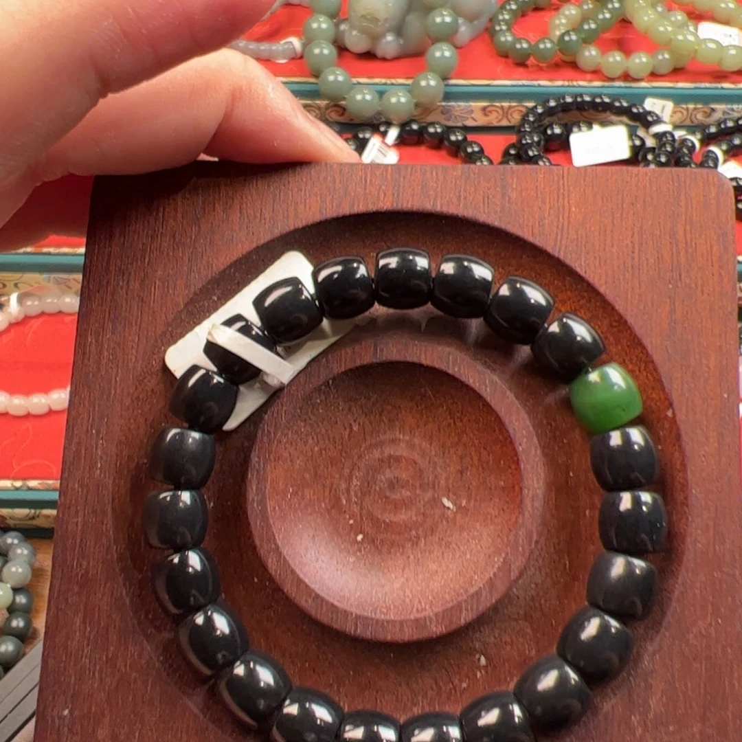 和田玉未镶嵌吊坠(不含链)