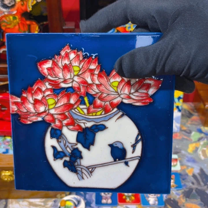爱***姐横款瓷板画艺术作品