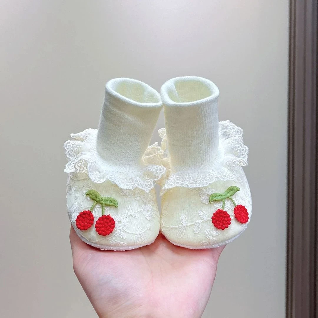 婴儿鞋春秋款女宝宝公主蕾丝不掉跟软底新生儿0-12个月步前鞋
