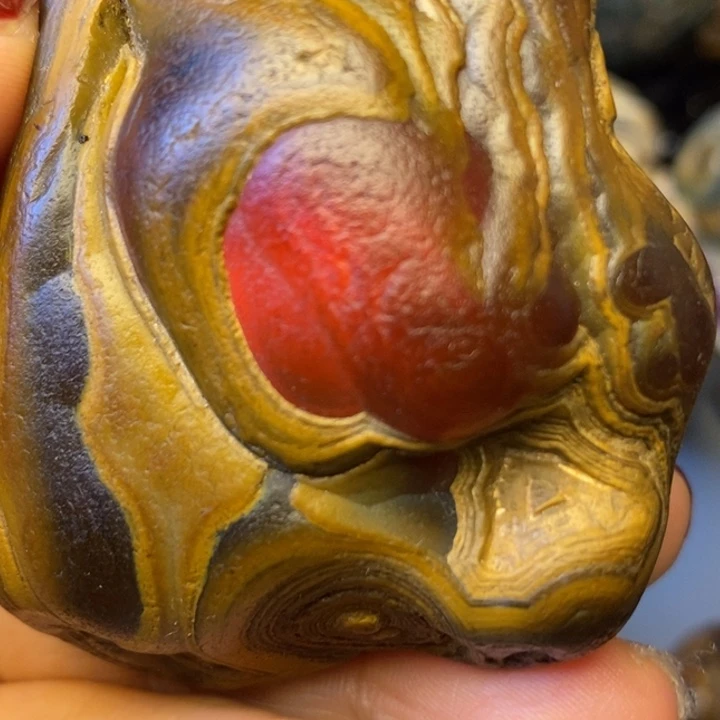 马料眼睛石售出不退不换