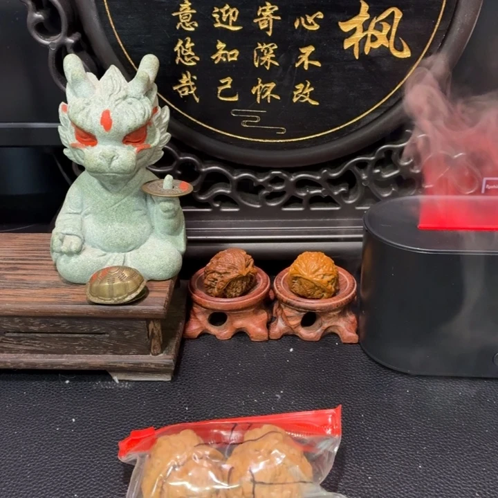 文玩核桃吊坠蛤蟆头1515