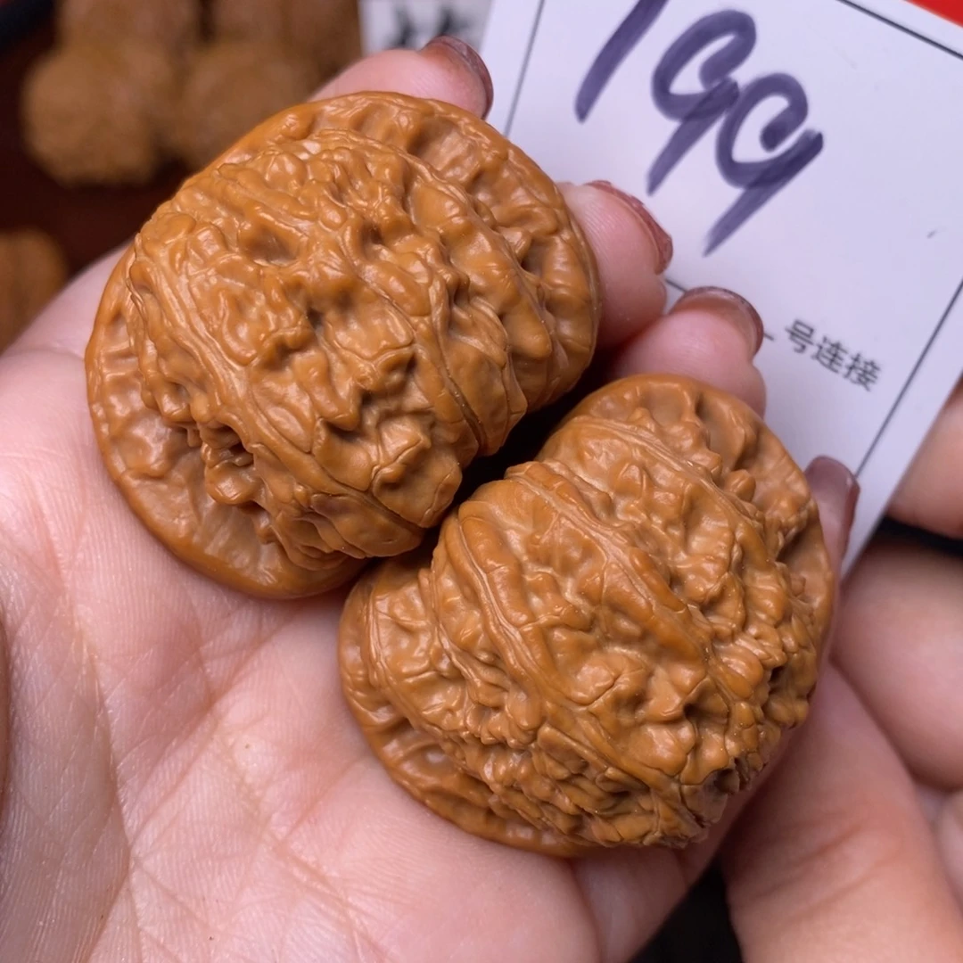 文玩核桃把件199闷尖狮子头4.2