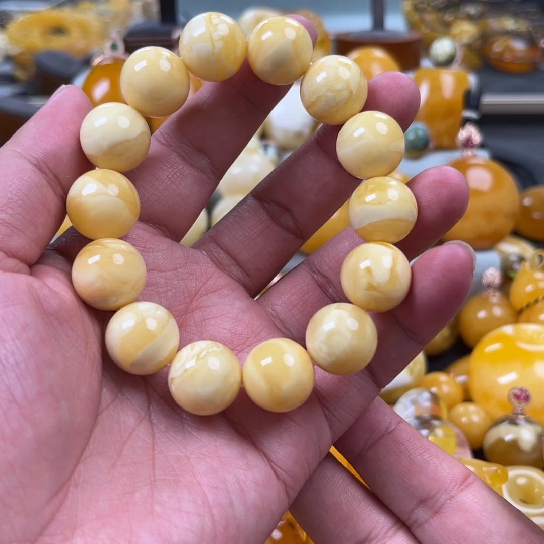 蜜蜡未镶嵌珠宝奇石