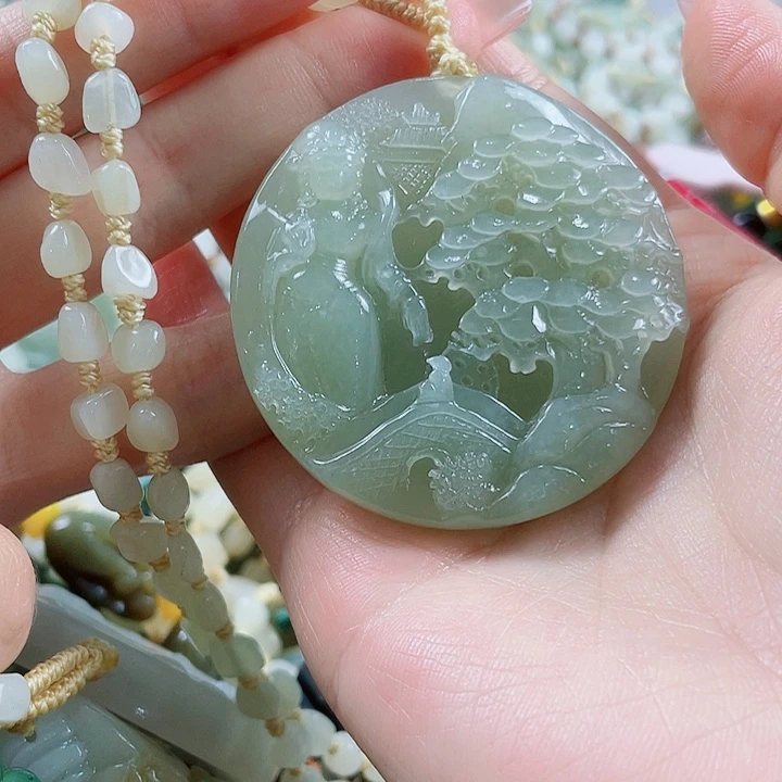 颈饰未镶嵌和田玉