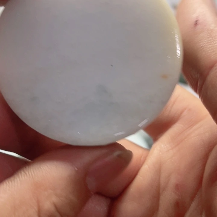 翡翠未镶嵌颈饰翡翠片料