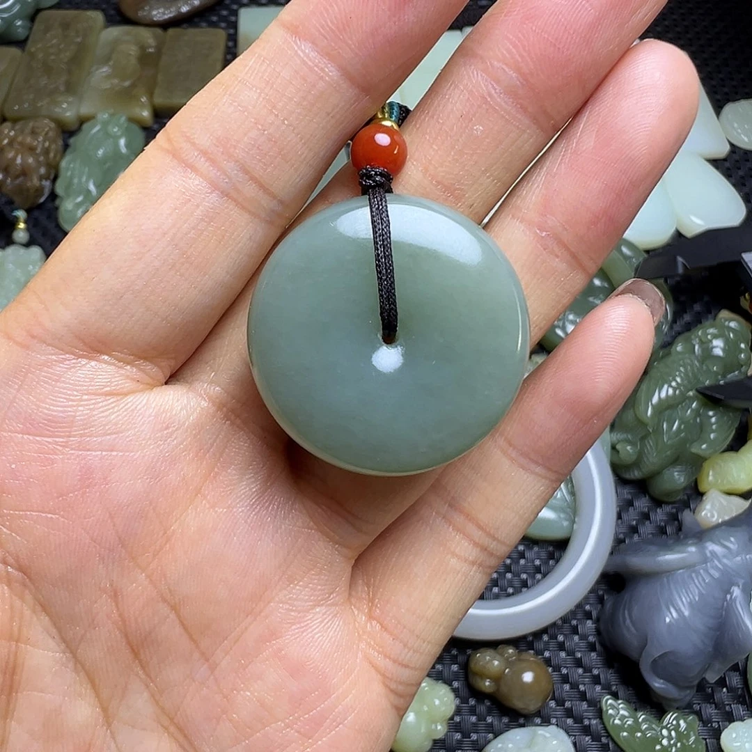 和田玉未镶嵌吊坠(不含链)