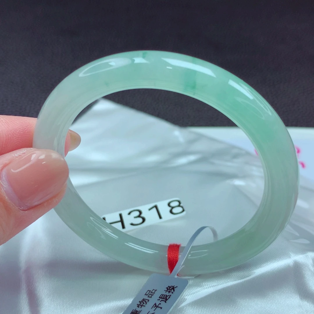 翡翠手镯未镶嵌手镯88