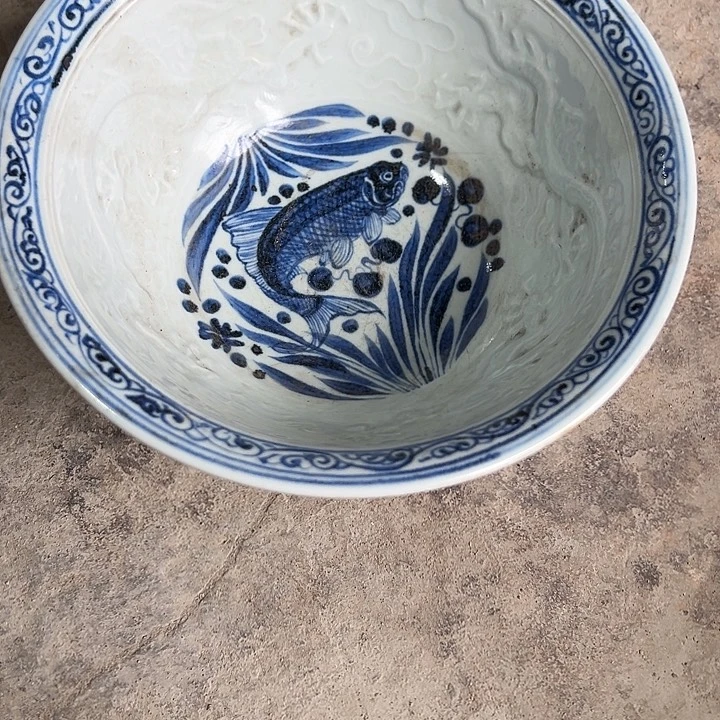 用****1青花大鱼碗里外绘