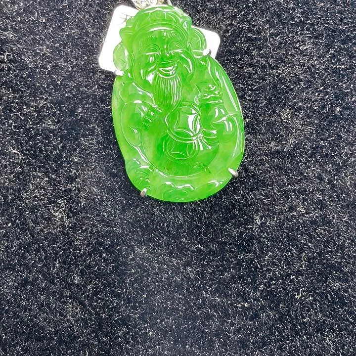 翡翠颈饰未镶嵌67，