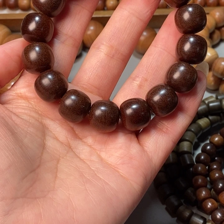 K***^檀香木老山檀香檀香王1.3*1.4。焦糖奶甜香