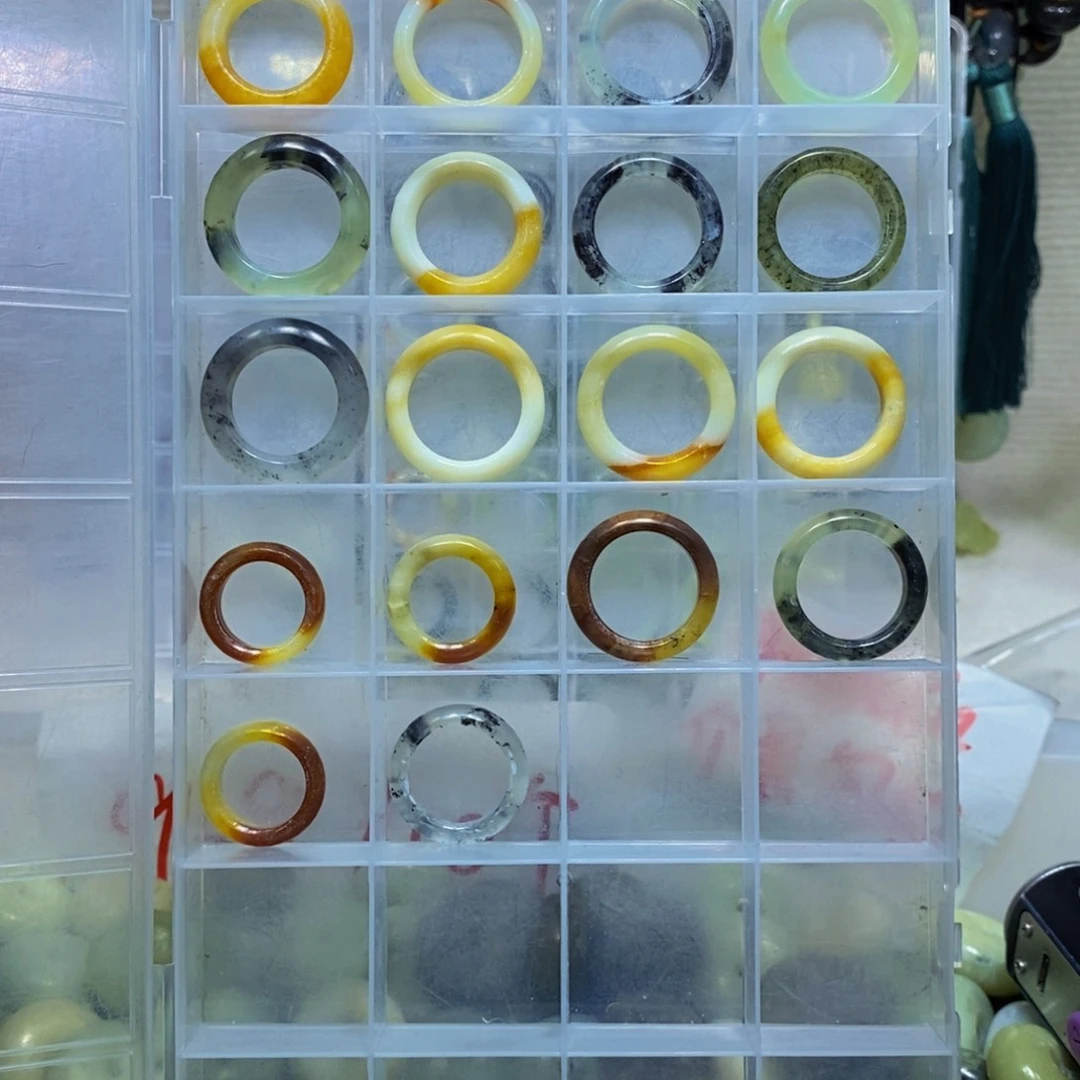 蛇纹石玉未镶嵌毛衣链y***u73