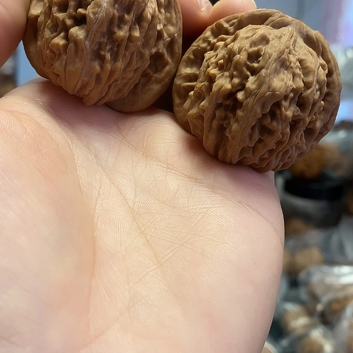 把件文玩核桃42四座楼红皮老树