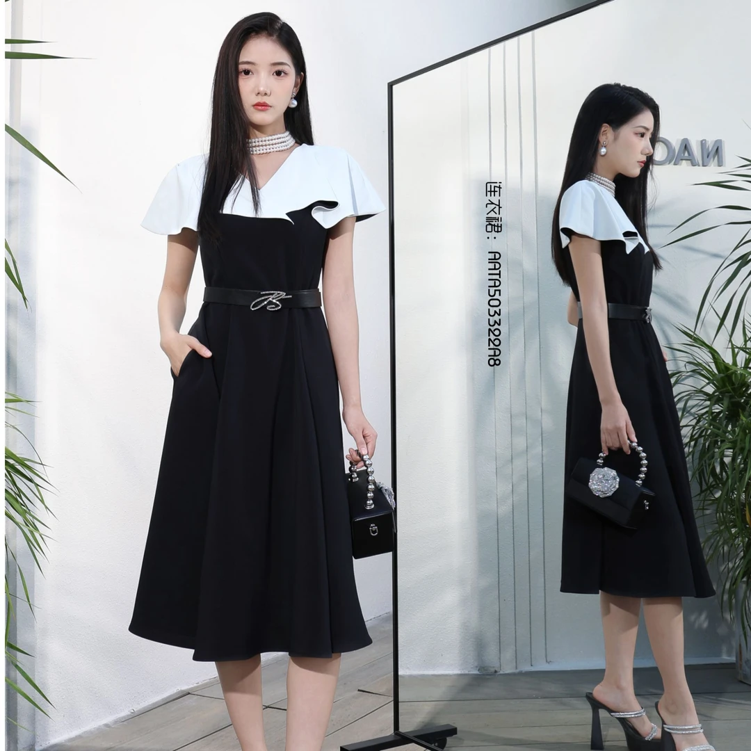 BAISI/百丝AATA503322A8黑白连衣裙法式收腰拼接赫本风