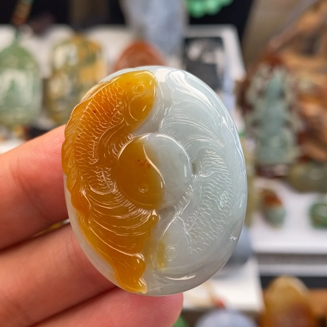 颈饰未镶嵌翡翠缅甸天然翡翠太极鱼