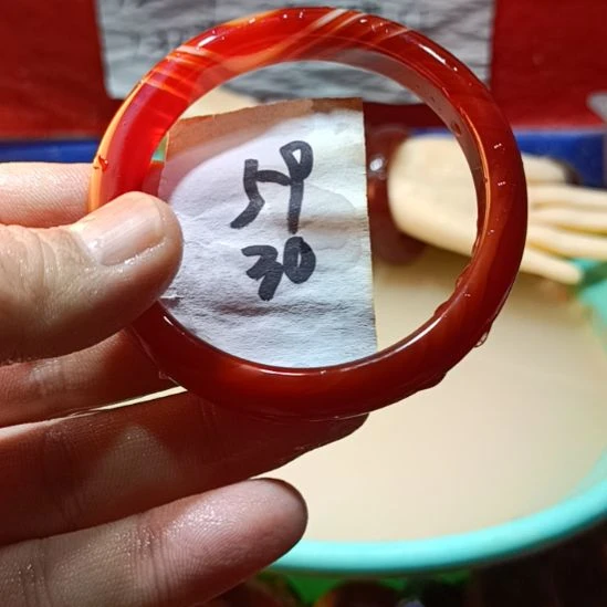 玛瑙/玉髓手镯未镶嵌