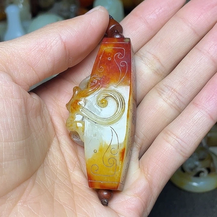 六***顺和田玉未镶嵌挂件