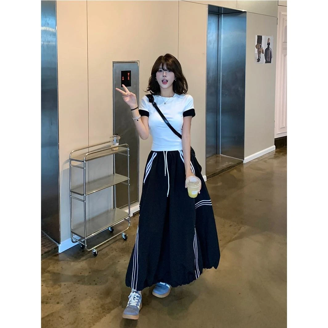 酷感拼接短袖黑白时尚裙子小众设计感半身裙套装女白色修身上衣潮