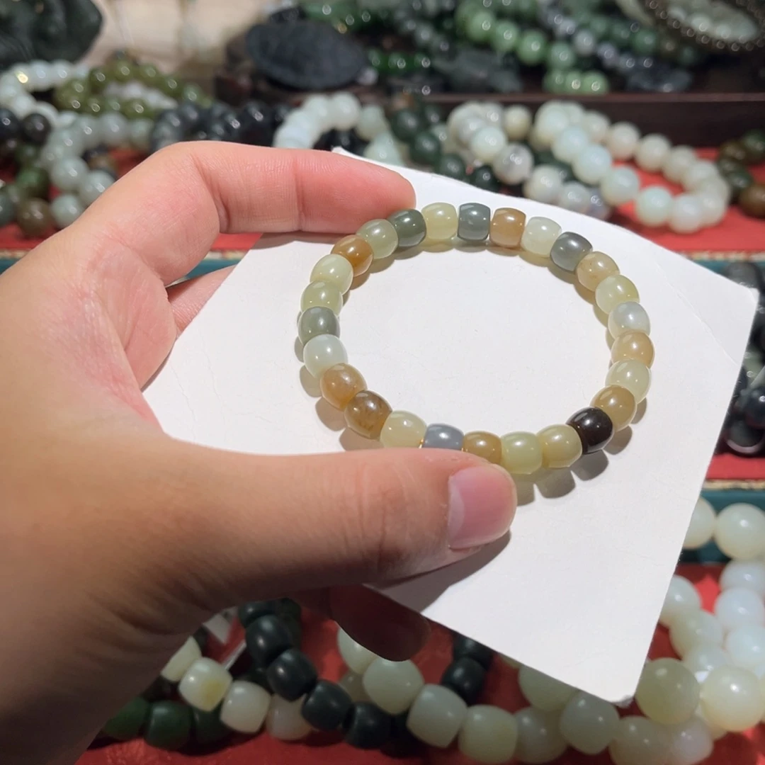 和田玉未镶嵌手链