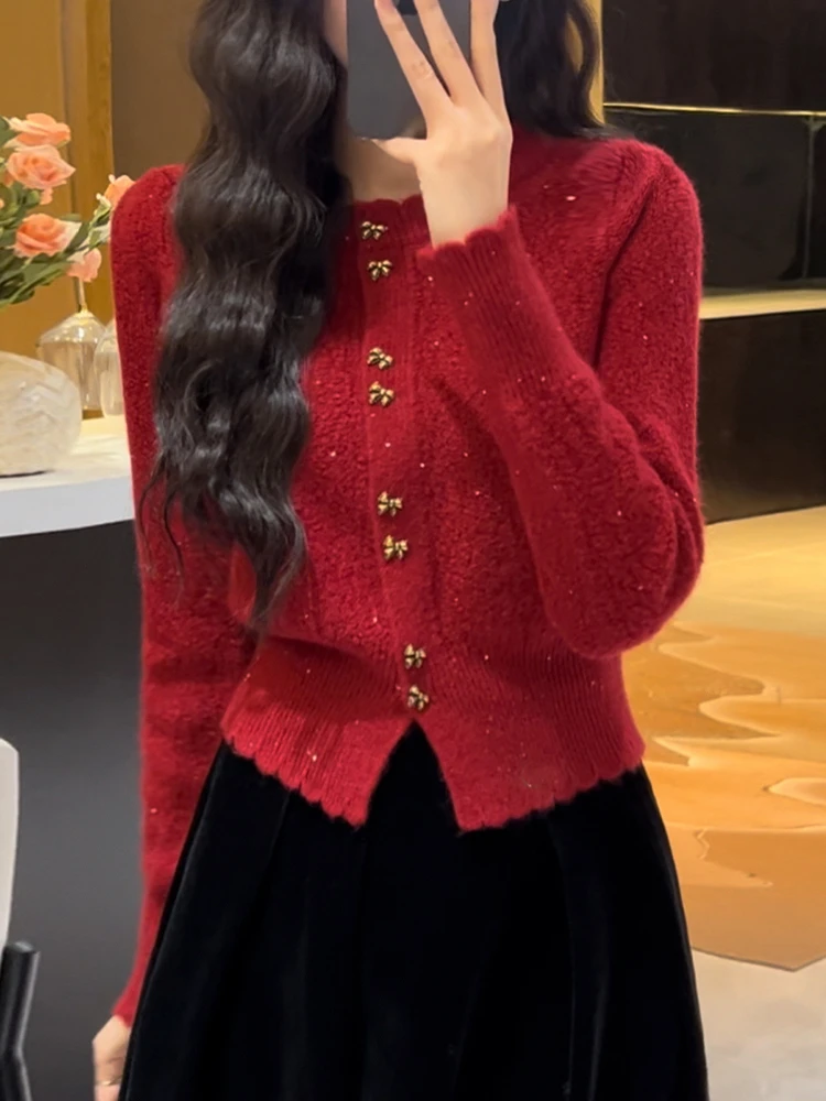 2025早秋小香风蝴蝶金扣毛衣女慵懒风洋气长袖纯色百搭针织衫上衣