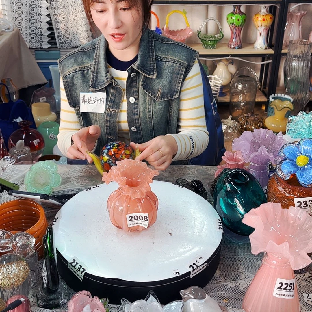 2008瓶 家悦琉璃工艺品不完美