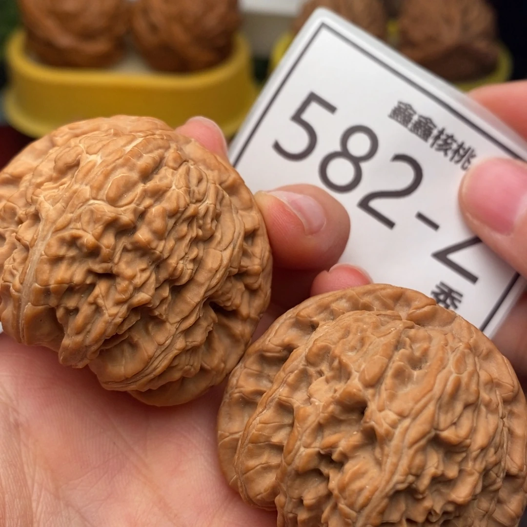 文玩核桃把件白狮子45……