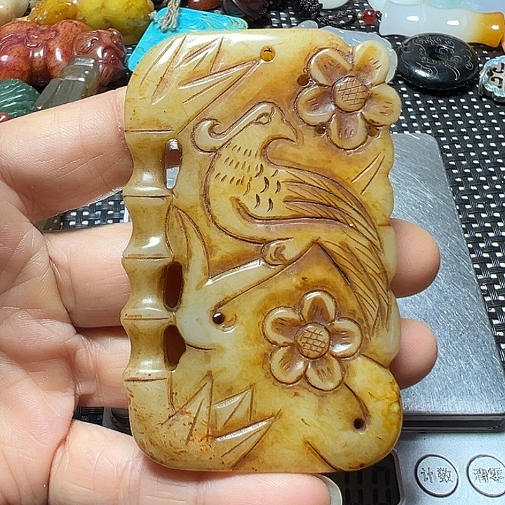 和田玉（糖玉）未镶嵌挂件