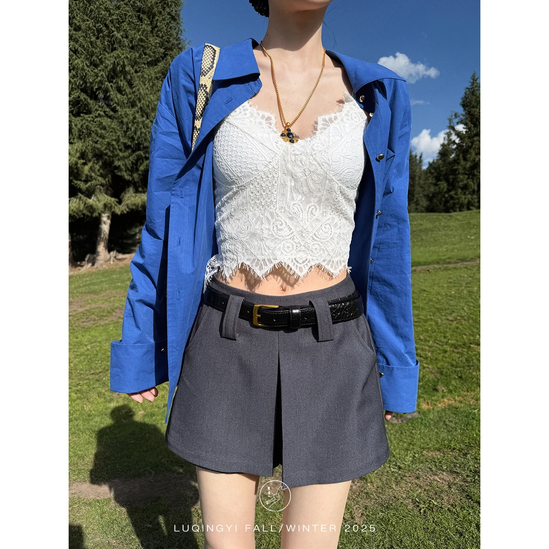 鹭青一原创【罗曼娜】蕾丝镂空睫毛边V领修身吊带背心L25B2243N