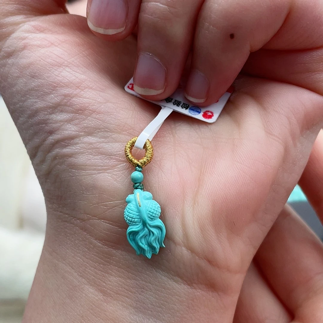 绿松石颈饰未镶嵌