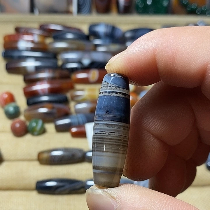 玛瑙/玉髓合金颈饰