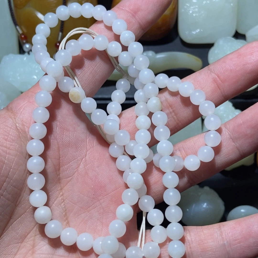 爱***秋和田玉未镶嵌颈饰