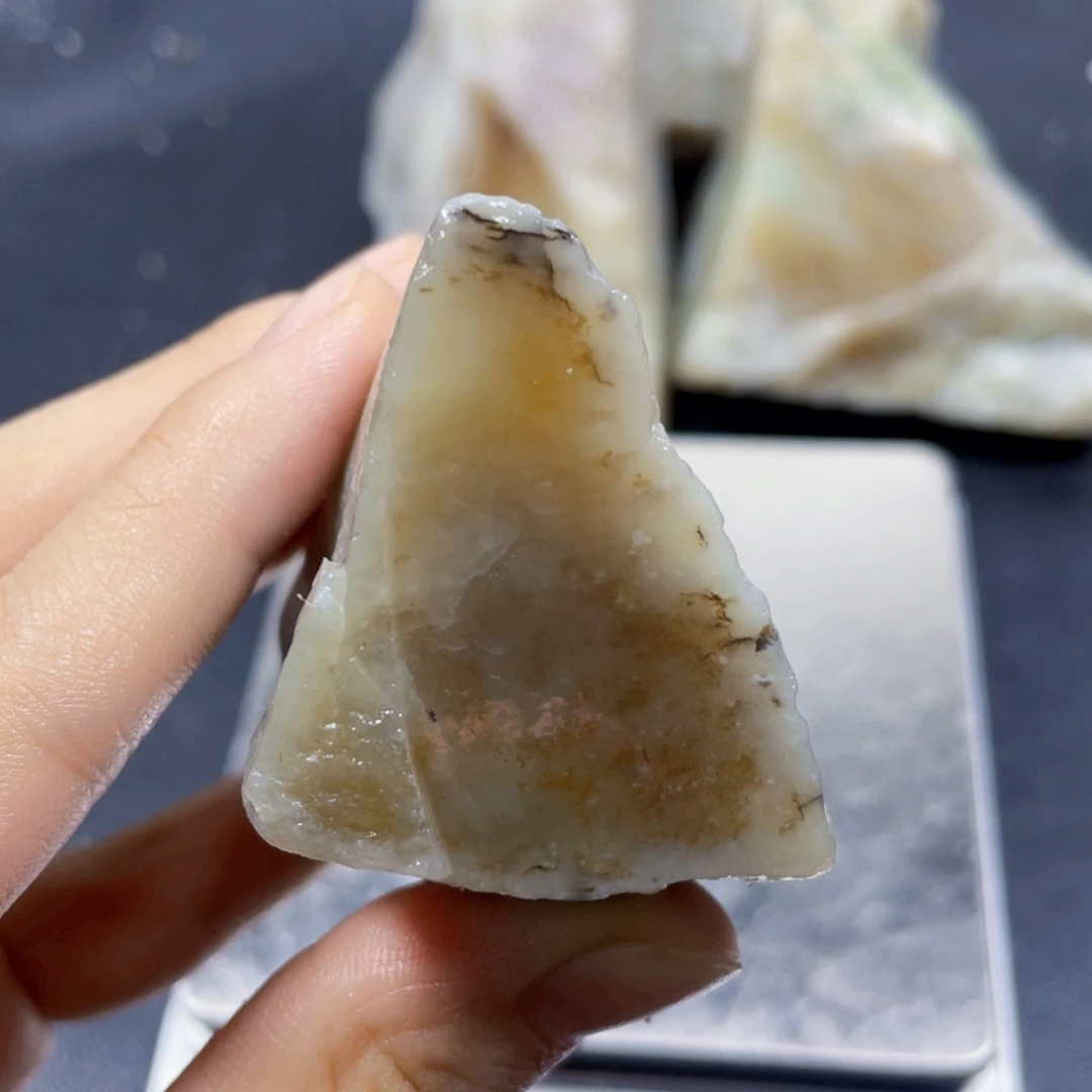 未镶嵌和田玉珠宝半成品