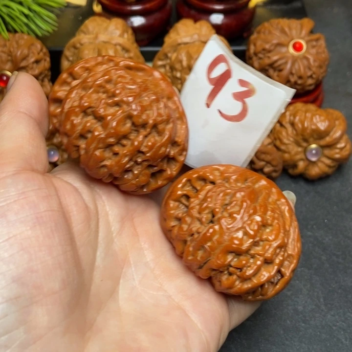 文玩核桃把件47官帽93