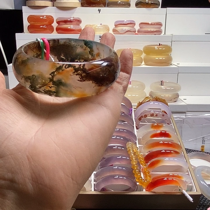 玛瑙/玉髓未镶嵌手镯