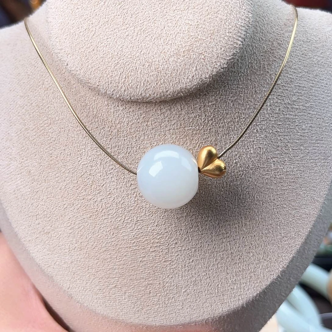 颈饰未镶嵌和田玉