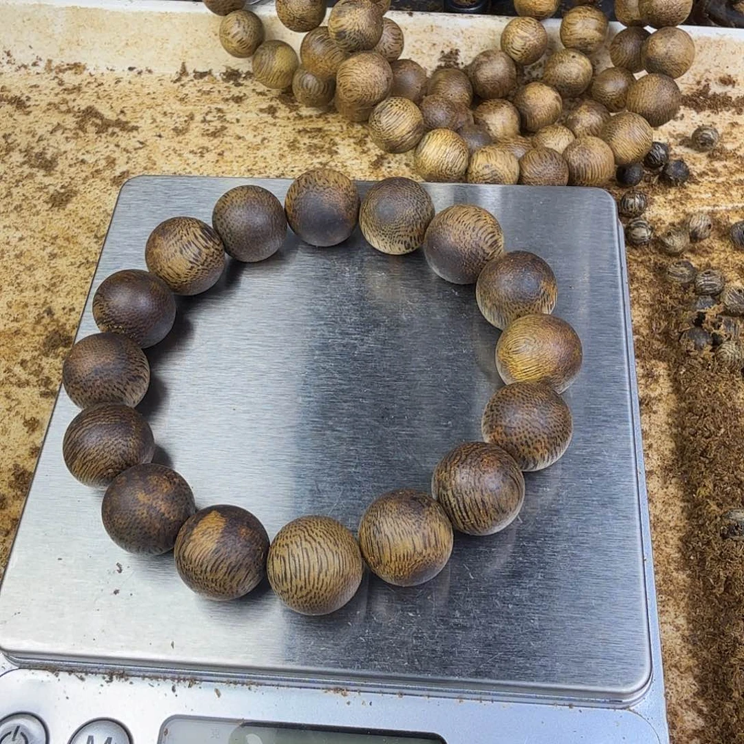 啸***狼沉香手串沉香奇楠手串圆珠1.4单圈18克