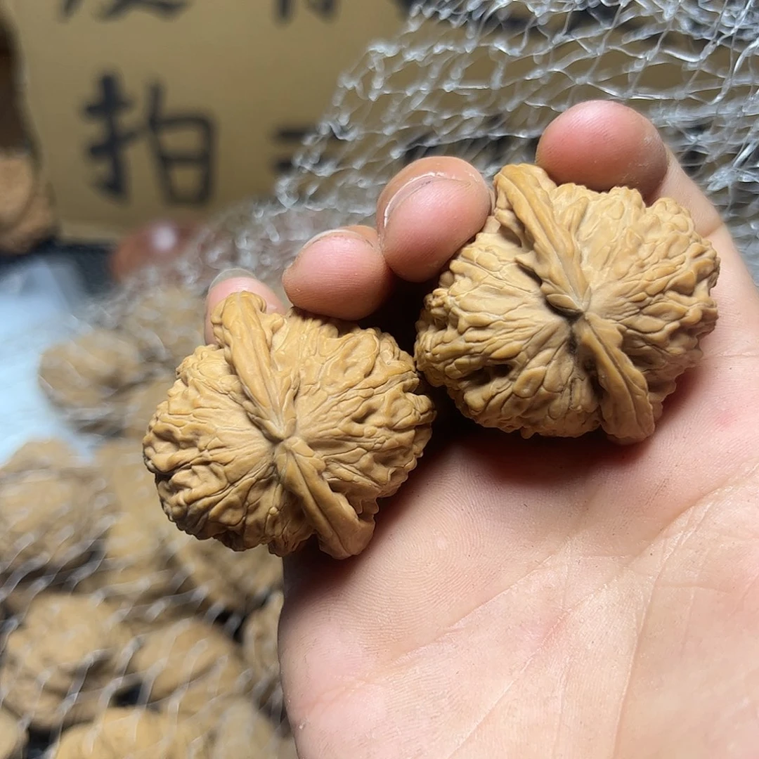 文玩核桃把件林*春核桃