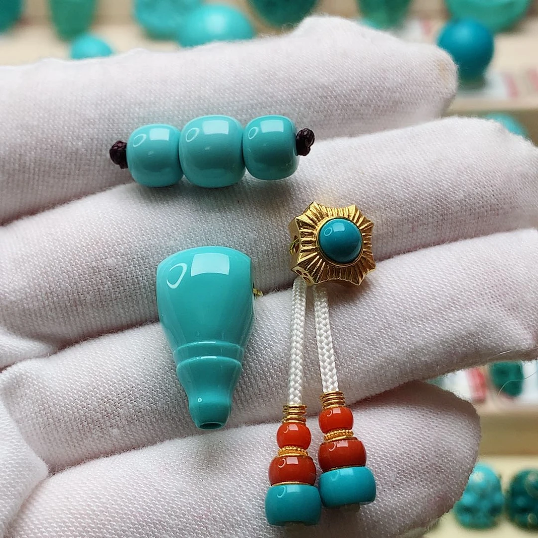 绿松石珠宝奇石18K金镶嵌